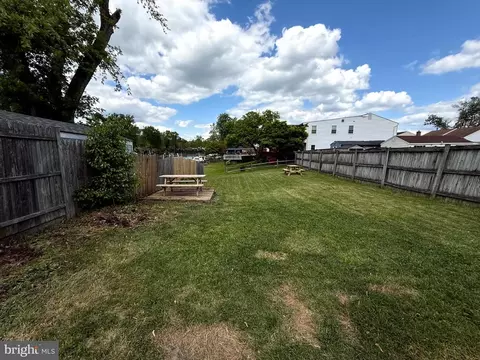 Exterior - 701 Shore Dr, Joppa, MD 21085 photo 14 of 16