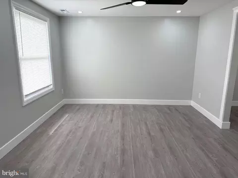 Living - 701 Shore Dr, Joppa, MD 21085 photo 5 of 13