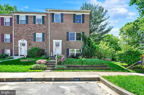 1001 Lake Front Dr, Edgewood, MD 21040