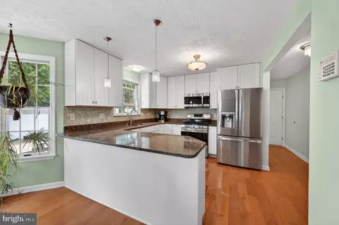 Kitchen - 809 Delray Dr, Forest Hill, MD 21050 photo 3 of 4