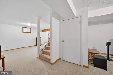 Entry Way - 809 Delray Dr, Forest Hill, MD 21050 photo 9 of 10