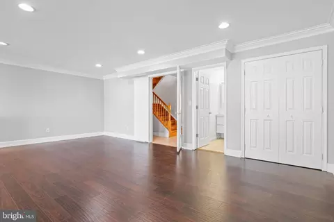 Living - 558 Anchor Dr, Joppa, MD 21085 photo 5 of 11