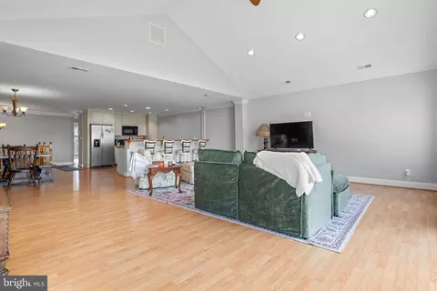 Entry Way - 558 Anchor Dr, Joppa, MD 21085 photo 1 of 2
