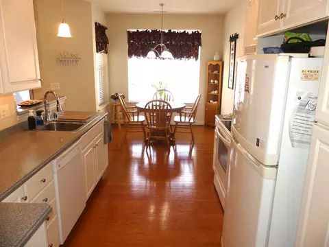 305 Tiree Ct #201, Abingdon, MD 21009