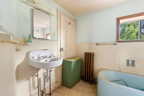 Bath - 3335 Charles St, Fallston, MD 21047 photo 2 of 2