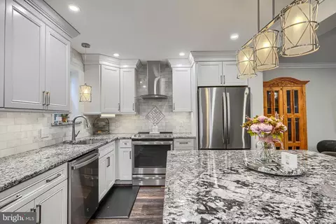 Kitchen - 631 Nanticoke Ct, Abingdon, MD 21009 photo 7 of 8