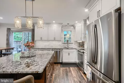 Kitchen - 631 Nanticoke Ct, Abingdon, MD 21009 photo 4 of 8