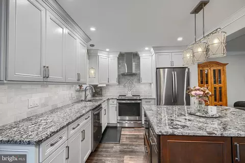 Kitchen - 631 Nanticoke Ct, Abingdon, MD 21009 photo 3 of 8