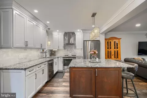 Kitchen - 631 Nanticoke Ct, Abingdon, MD 21009 photo 6 of 8