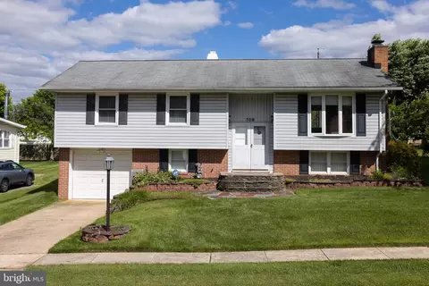 709 Bayberry Rd, Edgewood, MD 21040