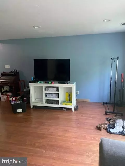 704 Falconer, Joppa, MD 21085 photo 3