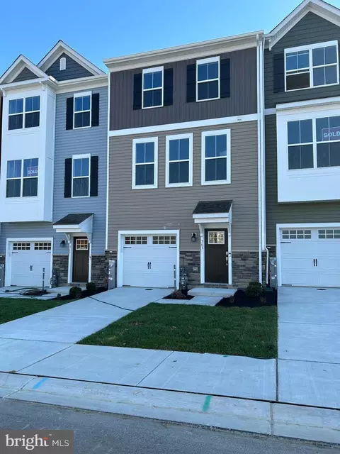 326 Aqua Sq #171, Edgewood, MD 21040