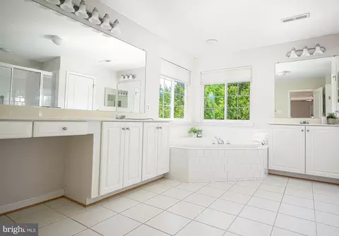 Bath - 436 Clydebank Dr, Abingdon, MD 21009 photo 3 of 5