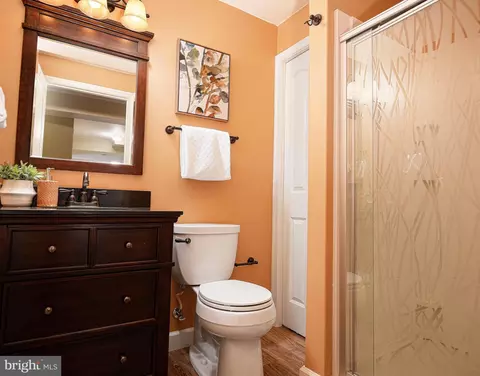 Bath - 436 Clydebank Dr, Abingdon, MD 21009 photo 5 of 5