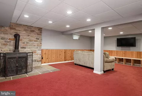 Living - 426 Gilmor Rd, Joppa, MD 21085 photo 3 of 3