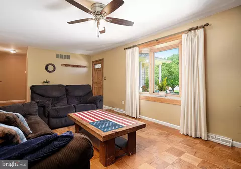 Living - 426 Gilmor Rd, Joppa, MD 21085 photo 1 of 3