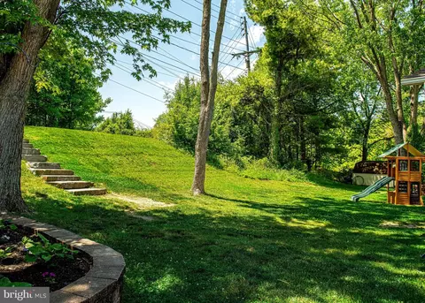 Exterior - 426 Gilmor Rd, Joppa, MD 21085 photo 10 of 13