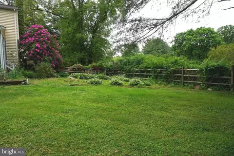 Exterior - 1304 Chez Ct, Fallston, MD 21047 photo 6 of 17