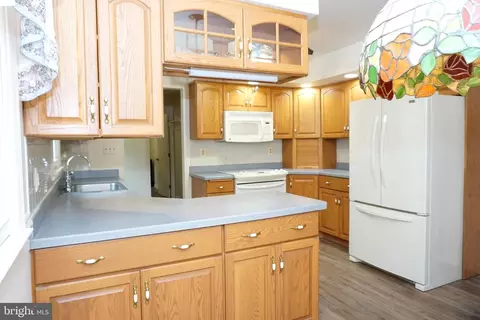 Kitchen - 1304 Chez Ct, Fallston, MD 21047 photo 3 of 4