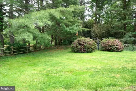Exterior - 1304 Chez Ct, Fallston, MD 21047 photo 4 of 17