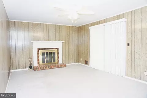 Living - 1304 Chez Ct, Fallston, MD 21047 photo 6 of 6