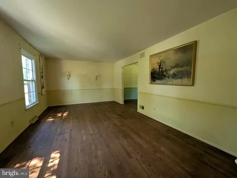 Living - 2408 Dixie Ln, Forest Hill, MD 21050 photo 3 of 3