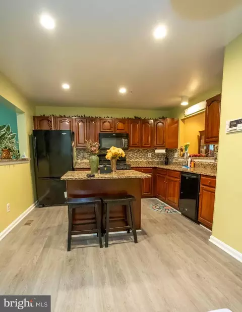 Kitchen - 217 Ferring Ct, Abingdon, MD 21009 photo 4 of 6