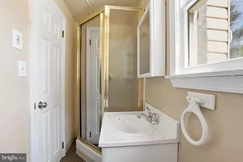 Bath - 2030 Cherry Rd, Edgewood, MD 21040 photo 3 of 3