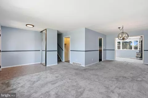 Entry Way - 2030 Cherry Rd, Edgewood, MD 21040 photo 2 of 5