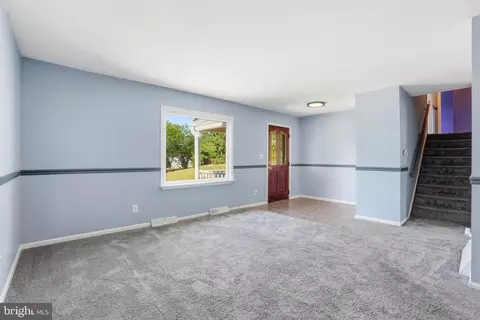Living - 2030 Cherry Rd, Edgewood, MD 21040 photo 2 of 10
