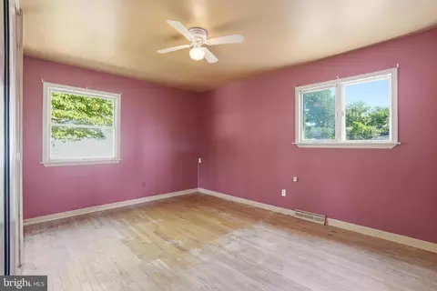 Bedroom - 2030 Cherry Rd, Edgewood, MD 21040 photo 5 of 6