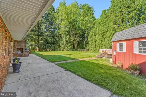 Exterior - 2504 Burgundy Dr, Fallston, MD 21047 photo 3 of 5