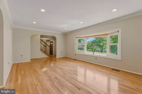 Living - 2504 Burgundy Dr, Fallston, MD 21047 photo 5 of 15
