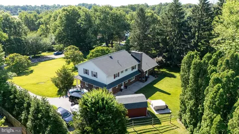 View/Area - 2504 Burgundy Dr, Fallston, MD 21047 photo 6 of 6
