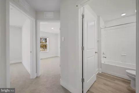 Entry Way - 365 Hackley Dr, Joppa, MD 21085 photo 10 of 11