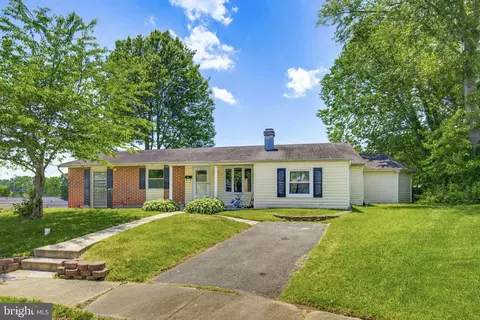 Exterior - 403 Ensor Ct, Joppa, MD 21085 photo 5 of 5