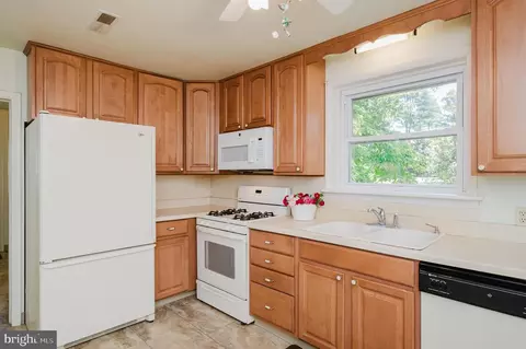 Kitchen - 2911 Nelson Ln, Fallston, MD 21047 photo 1 of 2