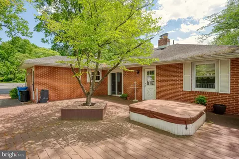 Exterior - 2911 Nelson Ln, Fallston, MD 21047 photo 5 of 28