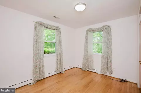 Bedroom - 2911 Nelson Ln, Fallston, MD 21047 photo 6 of 8