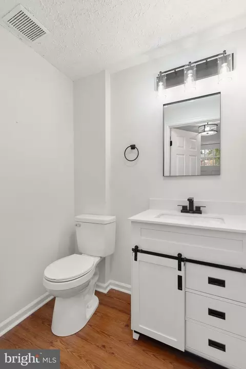 Bath - 3246 Split Oak Ct, Abingdon, MD 21009 photo 1 of 4
