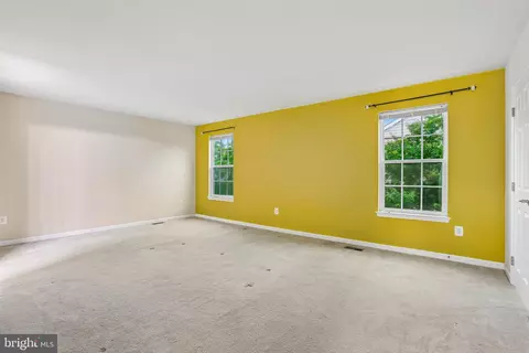 Living - 53 Haverhill Rd, Joppa, MD 21085 photo 4 of 5