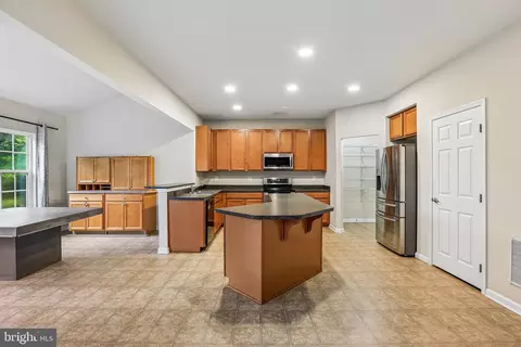 Kitchen - 53 Haverhill Rd, Joppa, MD 21085 photo 1 of 4