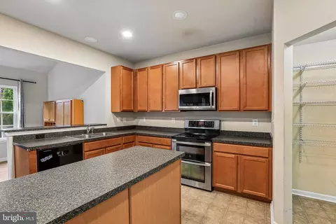 Kitchen - 53 Haverhill Rd, Joppa, MD 21085 photo 2 of 4