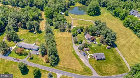 View/Area - 3248 Charles St, Fallston, MD 21047 photo 3 of 14