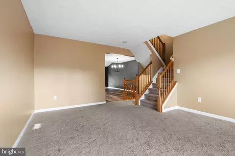 Living - 3825 Copper Beech Dr, Abingdon, MD 21009 photo 1 of 6