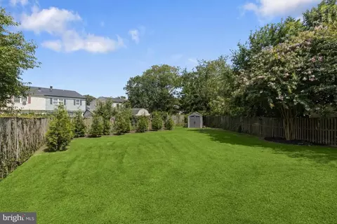 Exterior - 318 Brittany Dr, Joppa, MD 21085 photo 9 of 10