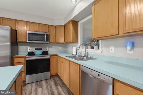 Kitchen - 318 Brittany Dr, Joppa, MD 21085 photo 5 of 5