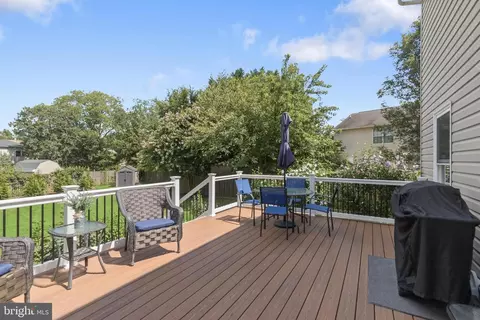 Exterior - 318 Brittany Dr, Joppa, MD 21085 photo 4 of 10