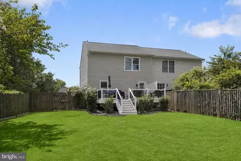 Exterior - 318 Brittany Dr, Joppa, MD 21085 photo 8 of 10