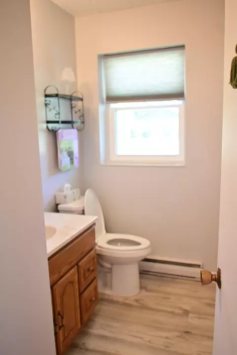 Bath - 531 Eckhart Dr, Joppa, MD 21085 photo 3 of 4